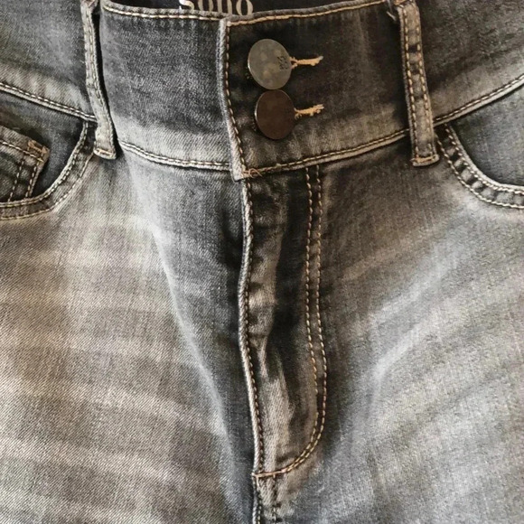 New York & Company Soho Legging Jean Faded Gray - Picture 4 of 4